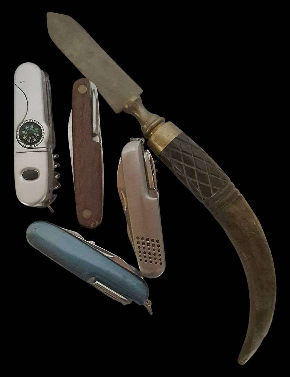Lot of 5 Vintage Pocket Knives & Multi-Tools, Souvenir & Classic Folders