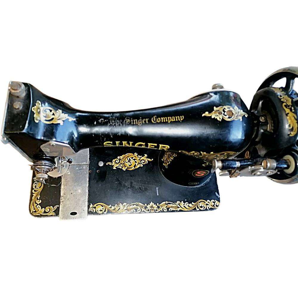 Singer Model 1280 Vintage Sewing Machine  Working Condition