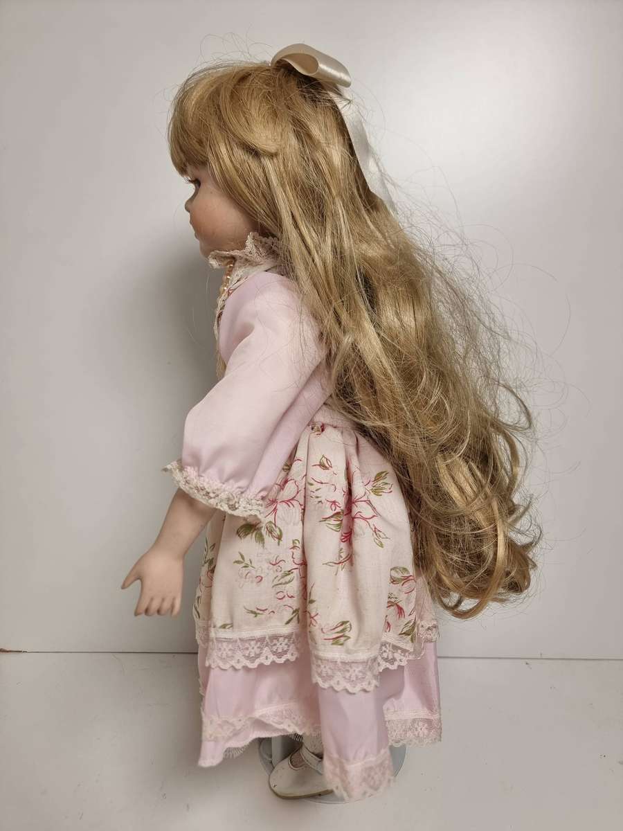 Vintage Collectable Porcelain Doll