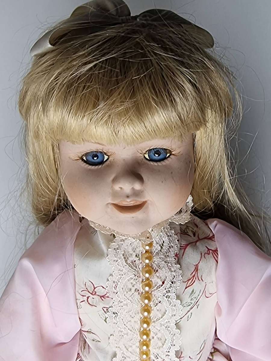 Vintage Collectable Porcelain Doll