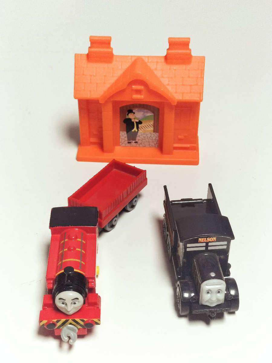 Thomas and Friends train play set assorted