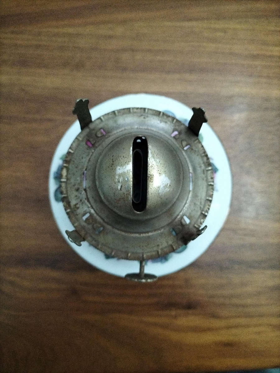 Vintage Porcelain oil lamp