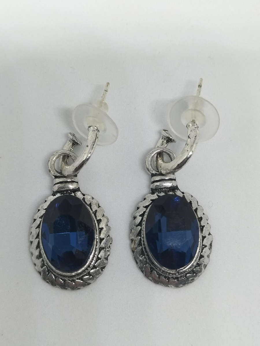 Earrings Oval Sapphire Blue Drop
