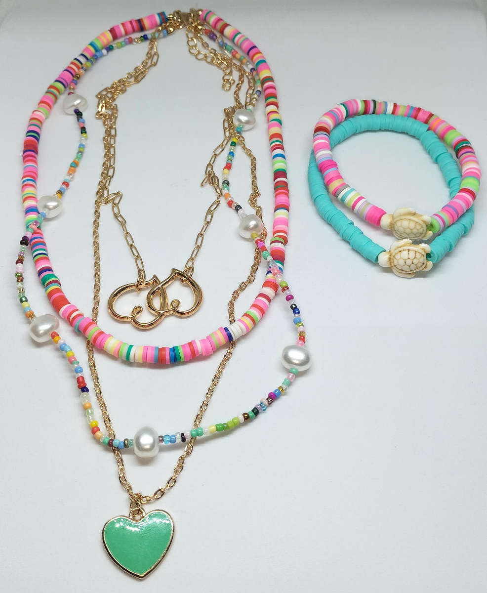 Pretty Beach Girl Necklace & Bangle Set
