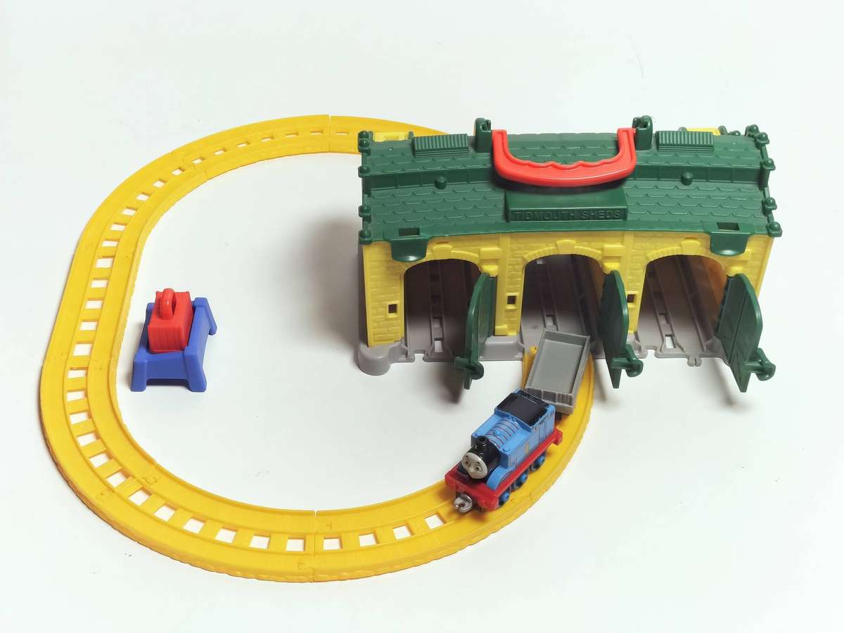 Thomas and Friends Tidmouth Sheds Playset