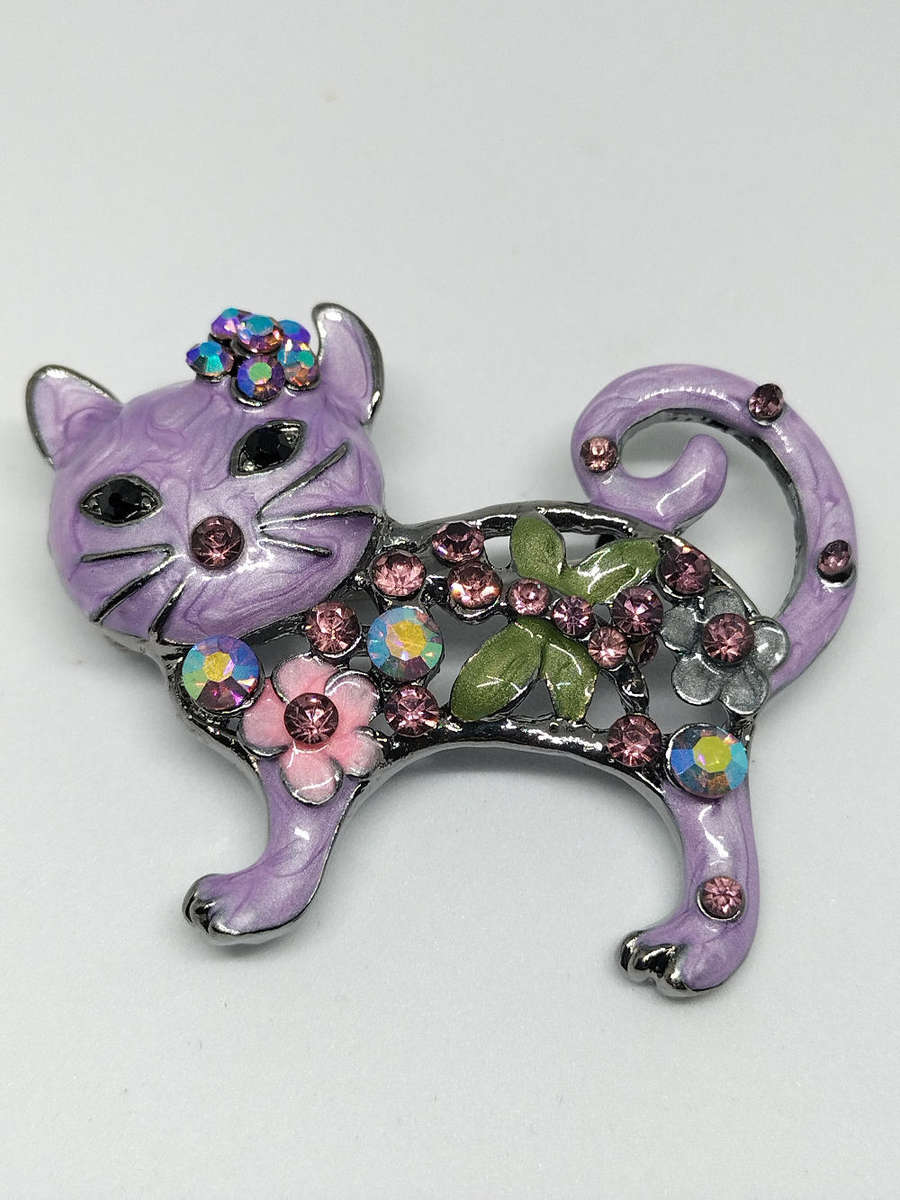 Cat Brooch and Earring Set Purple