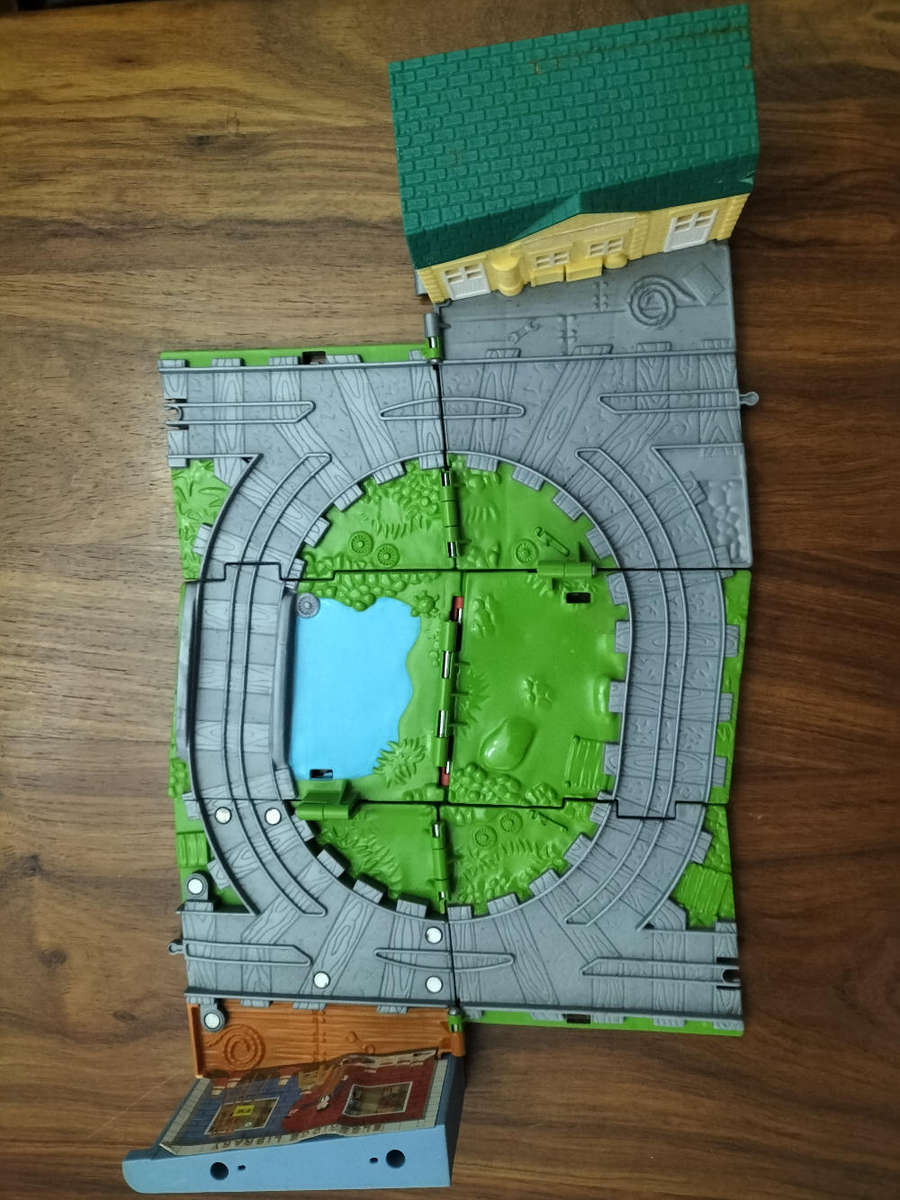 Thomas and Friends Sodor Paint Shop collectable toy