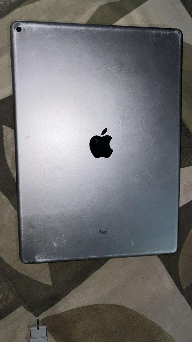 ipad 12.9 1st gen 128 gig