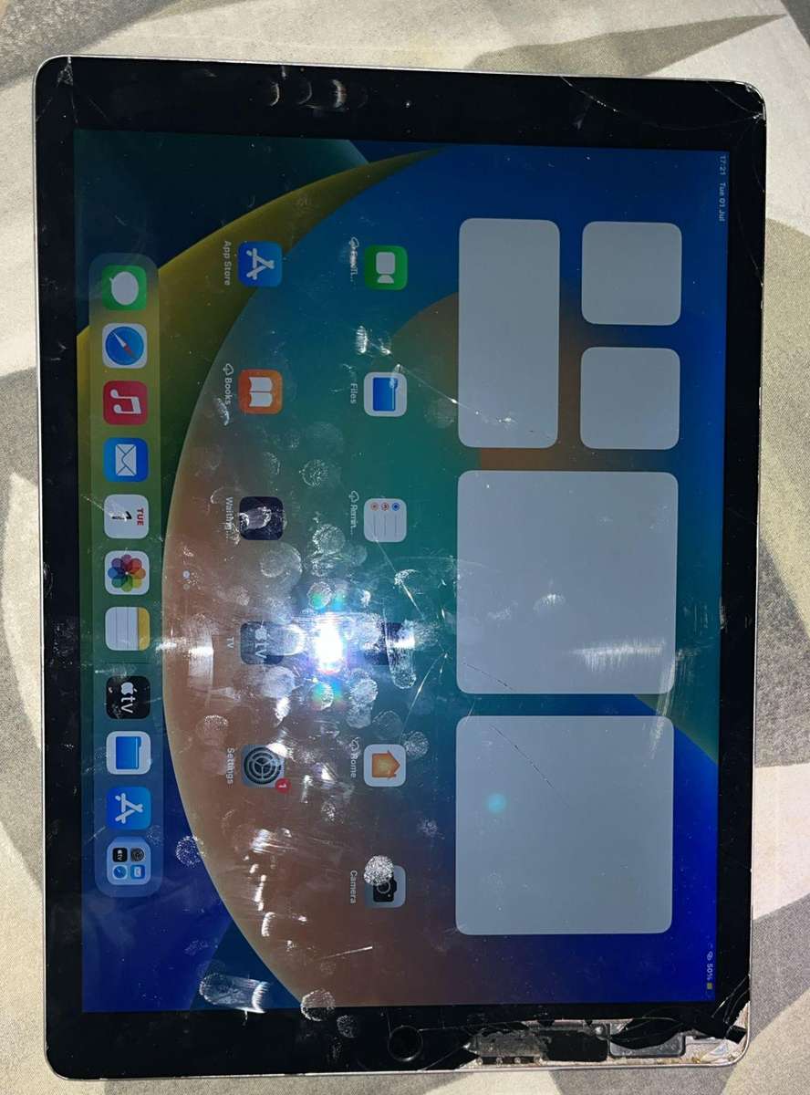 ipad 12.9 1st gen 128 gig