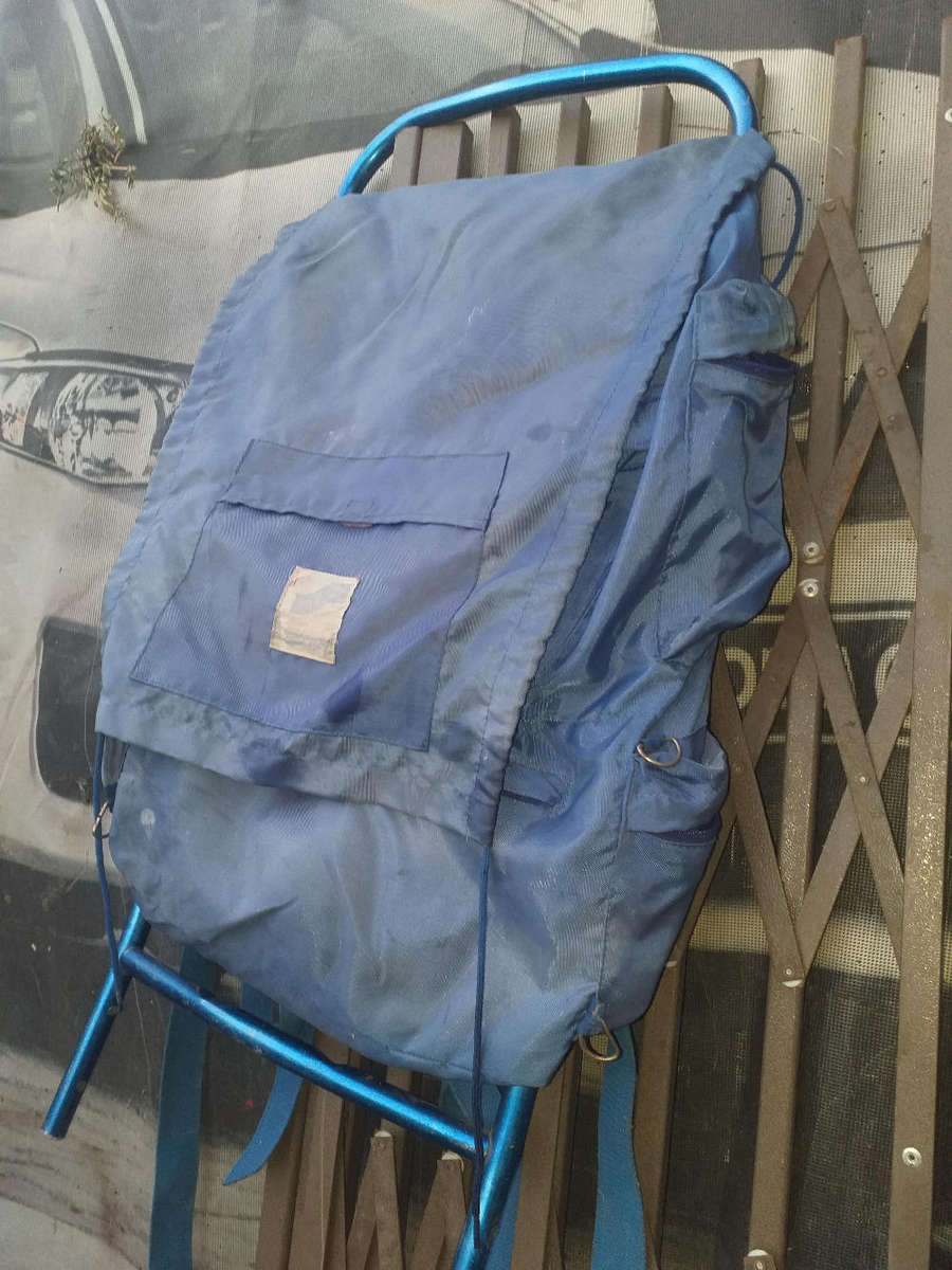 Hiking back pack