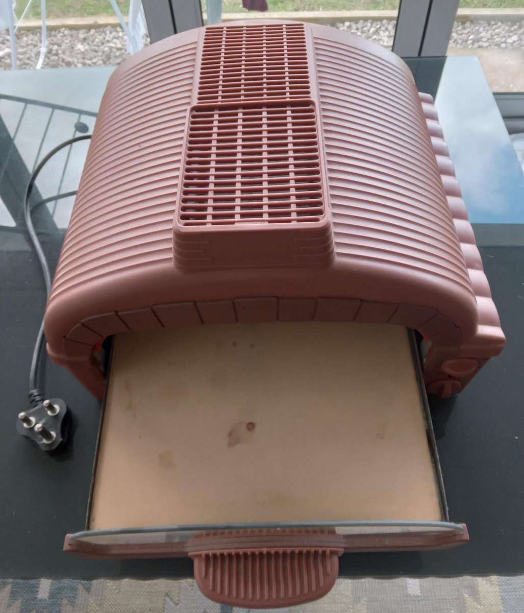 Platinum PM0201 Electric Pizza Oven