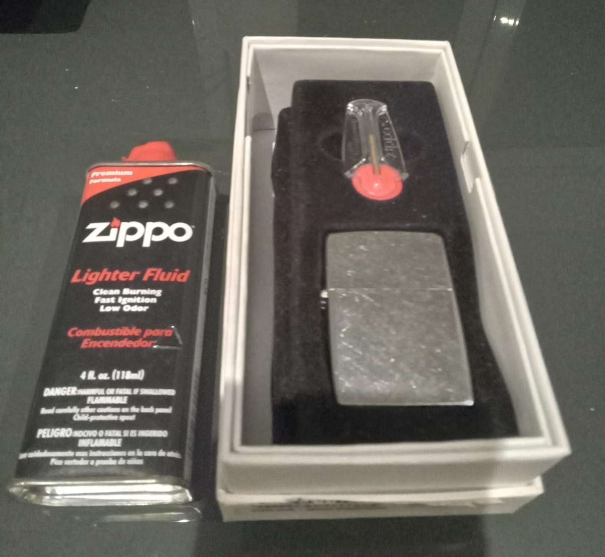 Real Zippo Lighter (Chrome) Incl Extra Flints