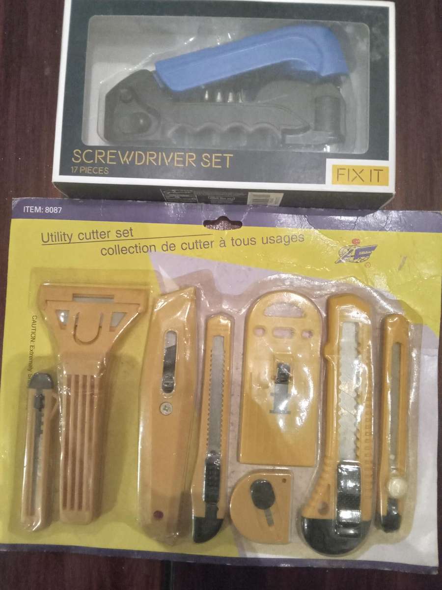 SCREWDRIVER SET PLUS UTILITY CUTTING SET COMBO