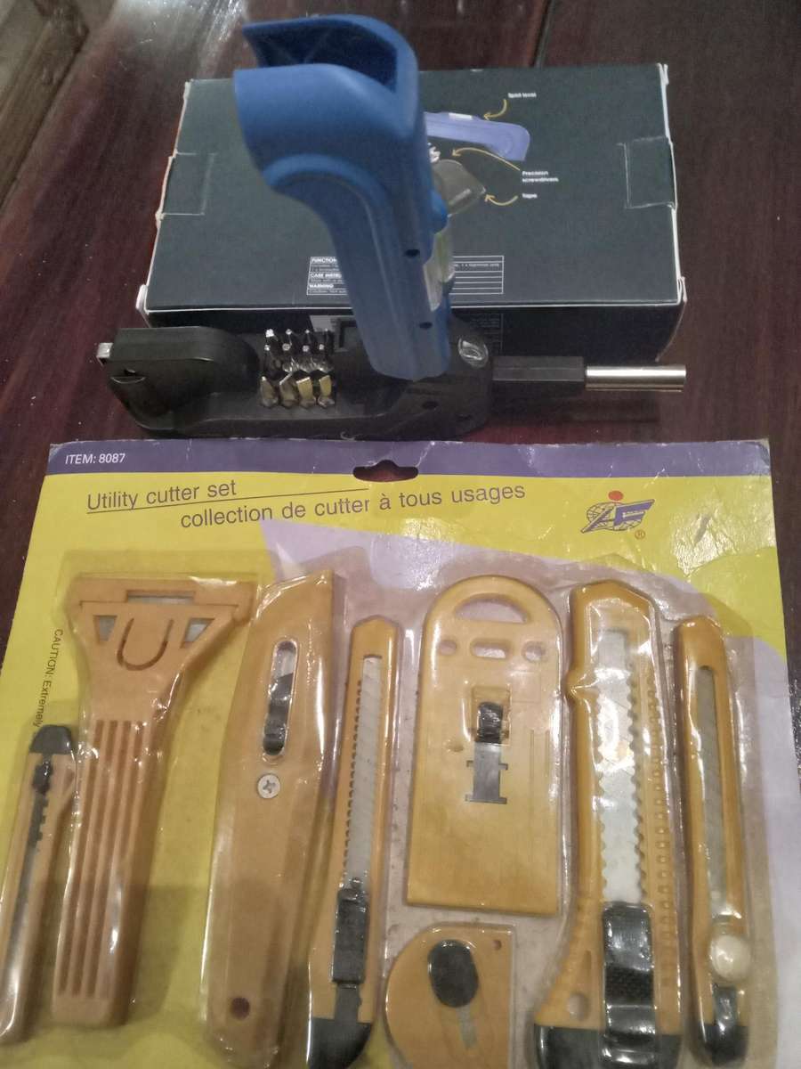 SCREWDRIVER SET PLUS UTILITY CUTTING SET COMBO