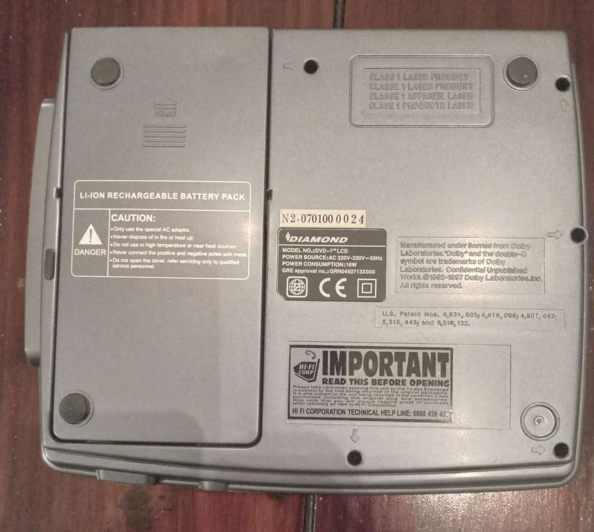 DIAMOND PORTABLE DVD PLAYER