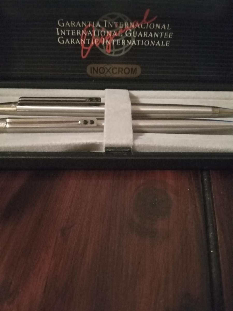 INOXCROM PEN AND PENCIL SET-  AS GOOD AS NEW