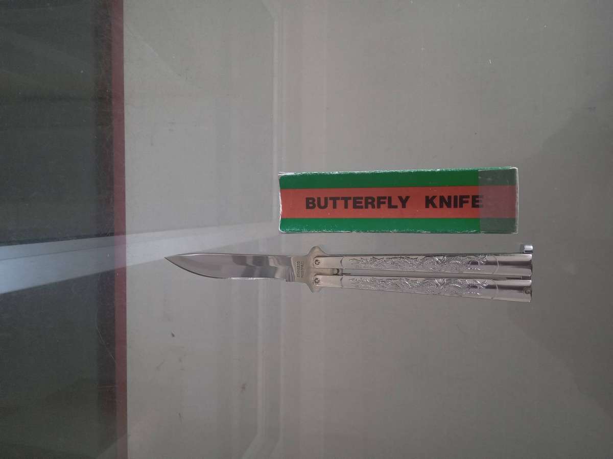 STAINLESS STEEL BUTTERFLY KNIFE