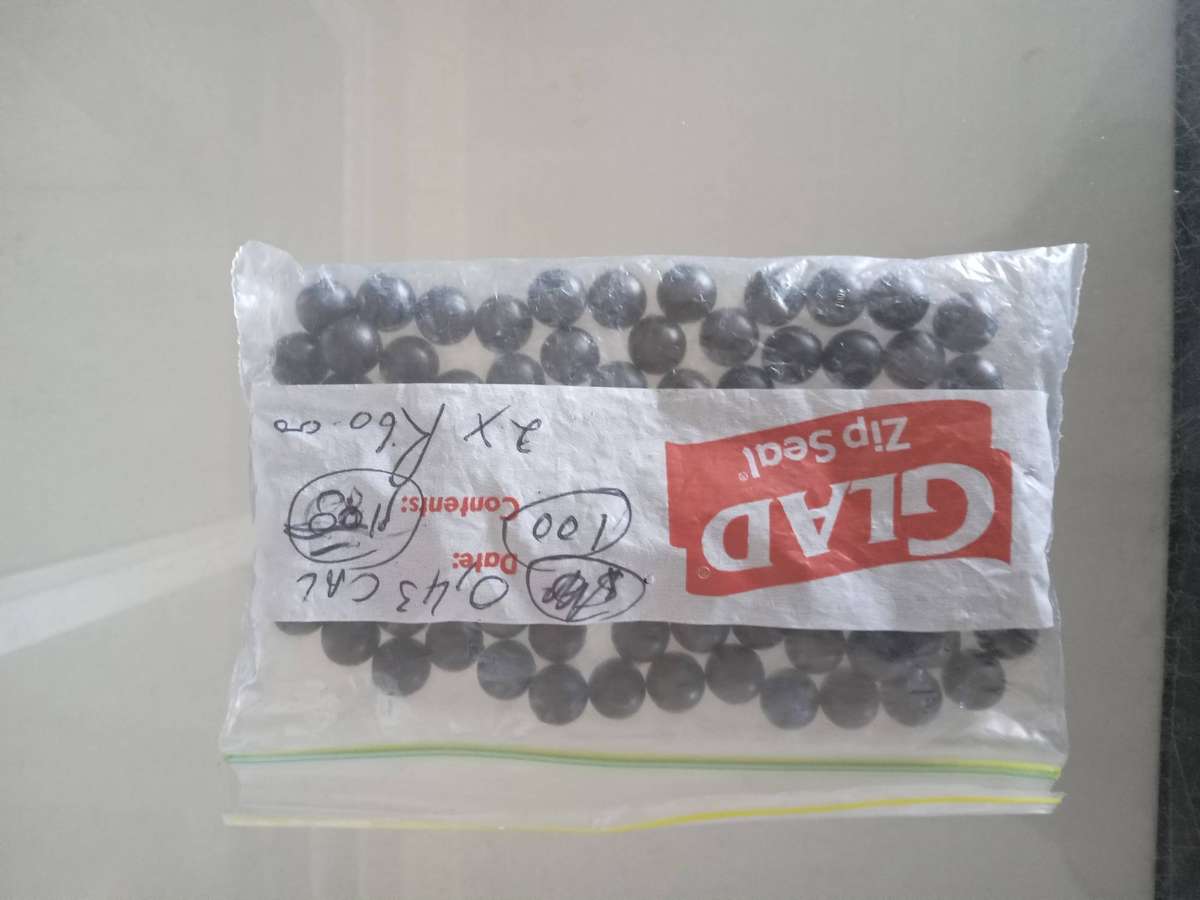 1 PACK OF 100 X 0.43 CAL SOLID NYLON BALLS + 20 PEPPER BALLS FOR UMAREX WALTHER PPQ SELF DEFENSE GUN