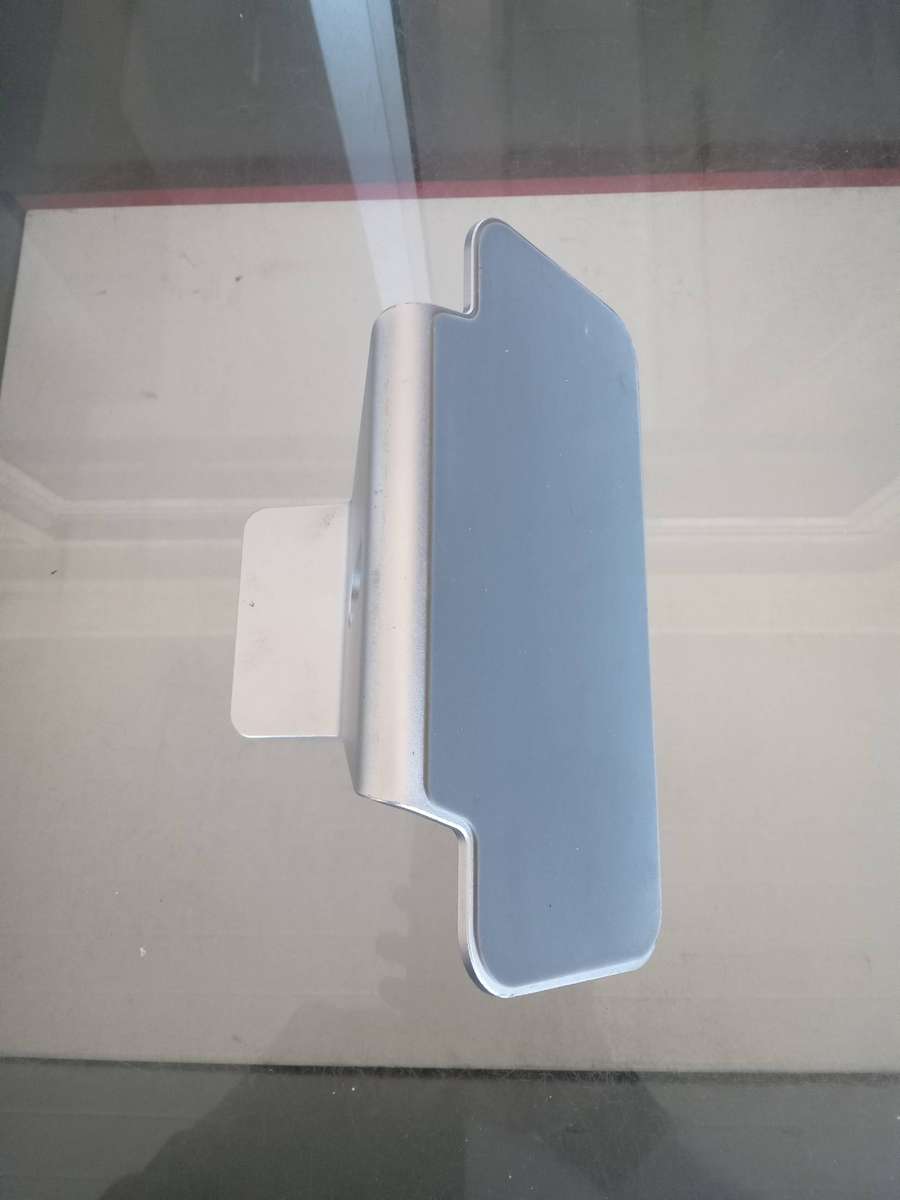 NON SLIP ALUMINIUM TABLET STAND