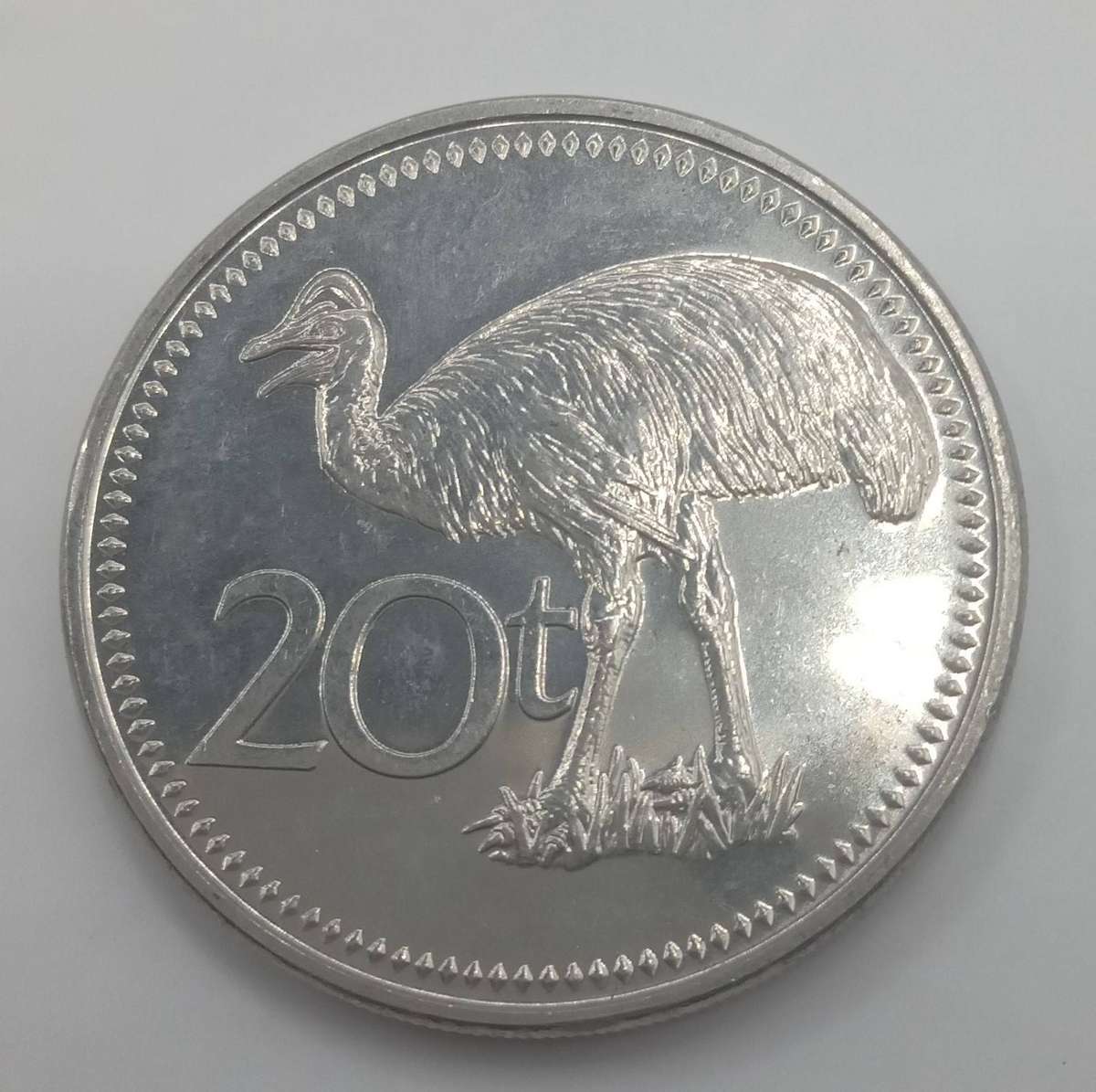 2009 PAPUA NEW GUINEA 20 TOEA COIN - GOOD AS NEW