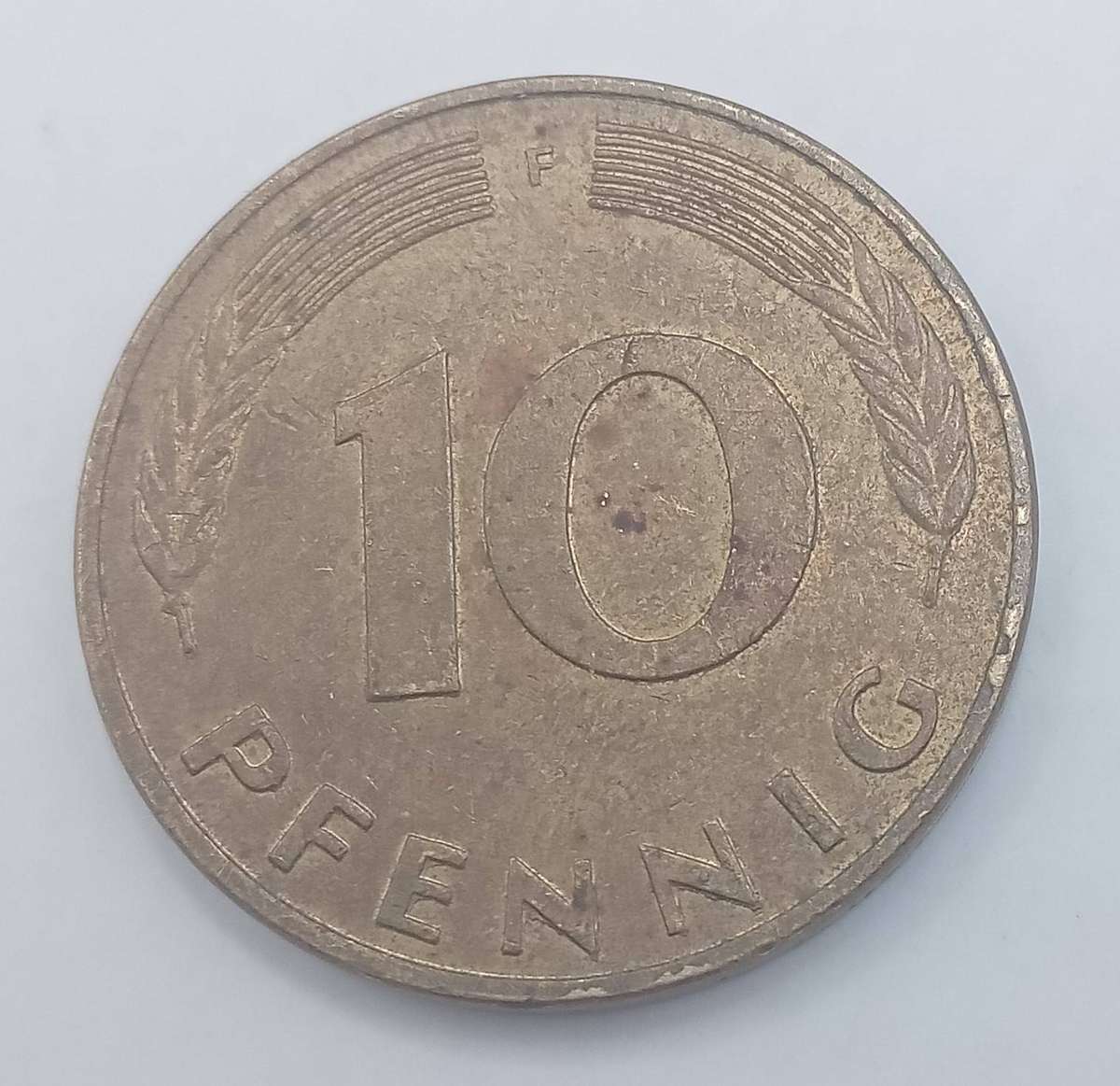 1985 BUNDES REPUBLIK DEUTCHLAND 10 PHENNIG COIN