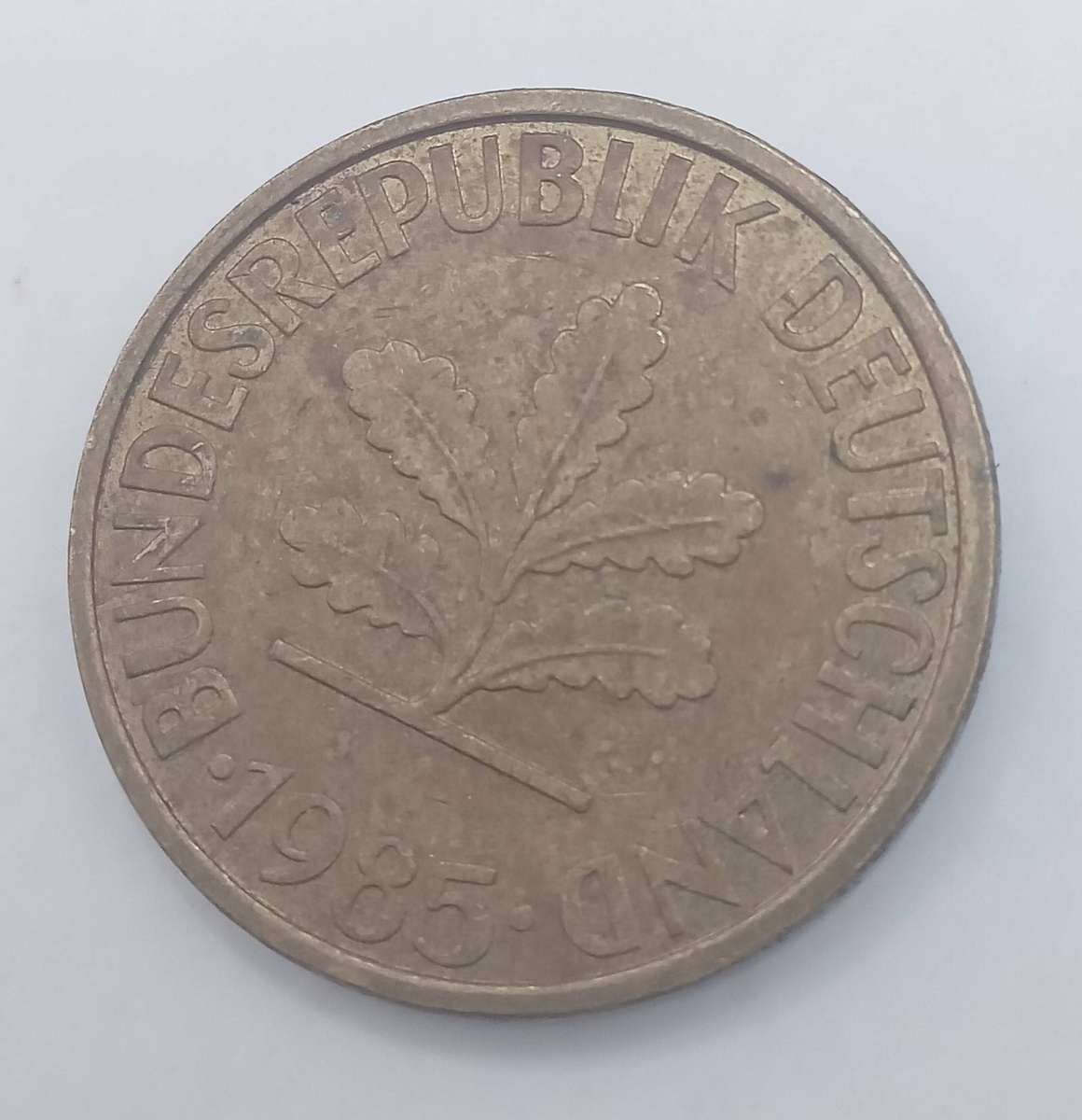 1985 BUNDES REPUBLIK DEUTCHLAND 10 PHENNIG COIN