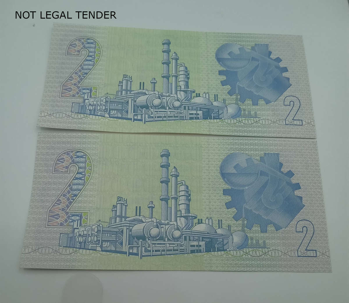 TWO SA GERHARD DE KOCK TWO RAND NOTES IN SEQUENCE, GJ2672684 & GJ2672685