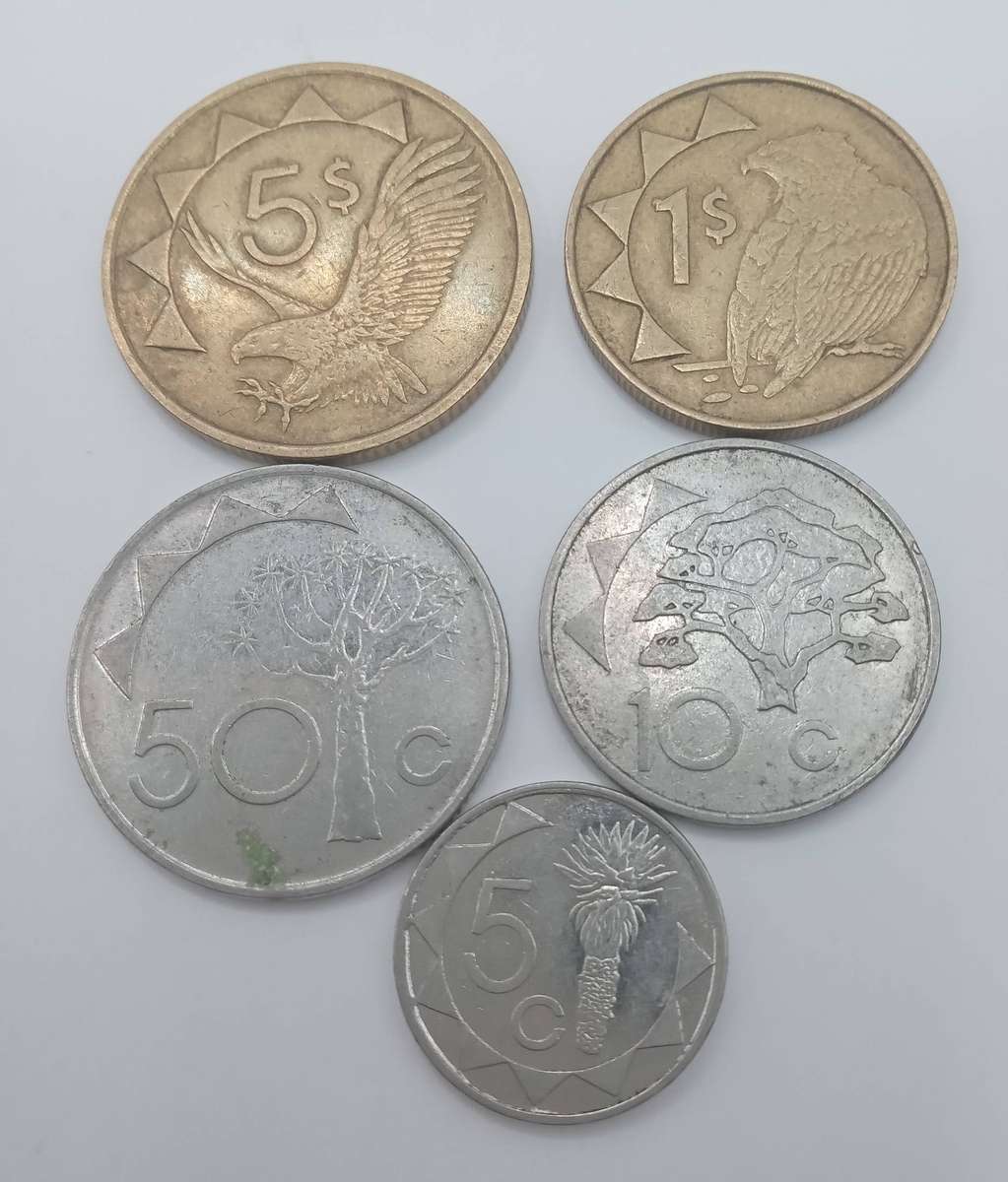 NAMIB1A COINS: 1 x 1993 5 DOLLAR, 1 X 1996 1 DOLLAR, 1 X 1993 50 C, 1 X 1993 20 C AND 1 X 1993 10 C