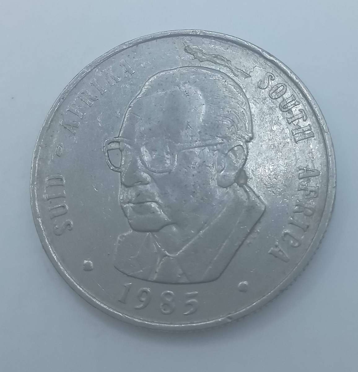 ONE 1985 RSA ONE RAND COIN