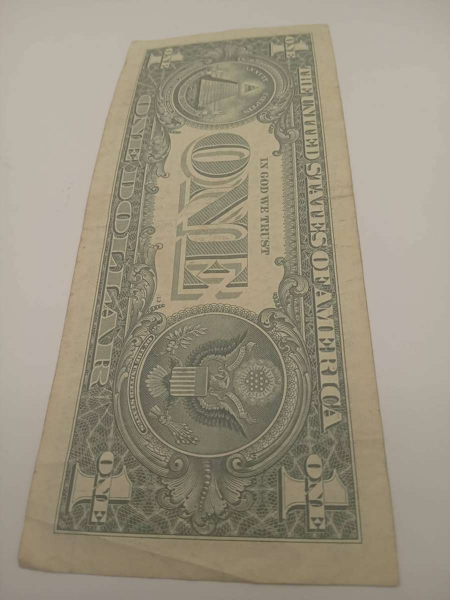 2003 USA ONE DOLLAR BANK NOTE SERIAL NR F61363982A