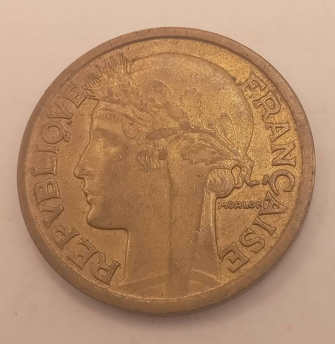 1938 REPUBLIQUE FRANCAISE 2 FRANCS COIN