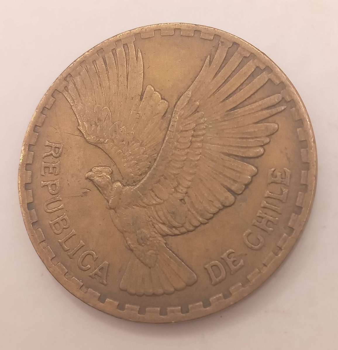 1966 CHILI 10 CENTISIMOS LATIN AMERICAN COIN
