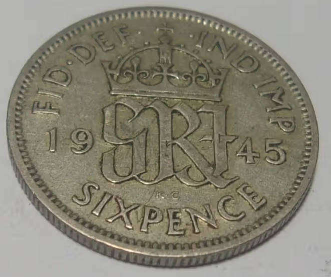 1945 Silver Great Britian Georgivs VI Six Pence Coin
