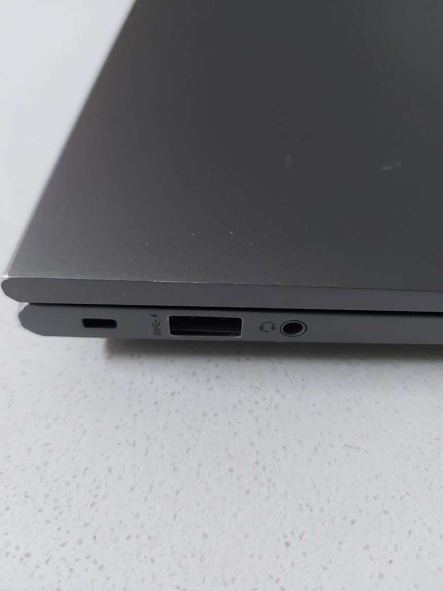 HP ZBook Firefly 15 G7 Workstation | 10th GEN i5, 8GB RAM, 256GB SSD, FHD, Intel UHD Graphics, LTE