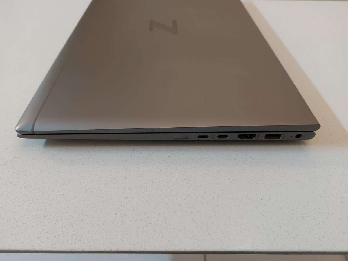 HP Zbook Firefly 15 G7 i5-10310U 1.7GHz 8GB Ram 256GB NVMe SSD