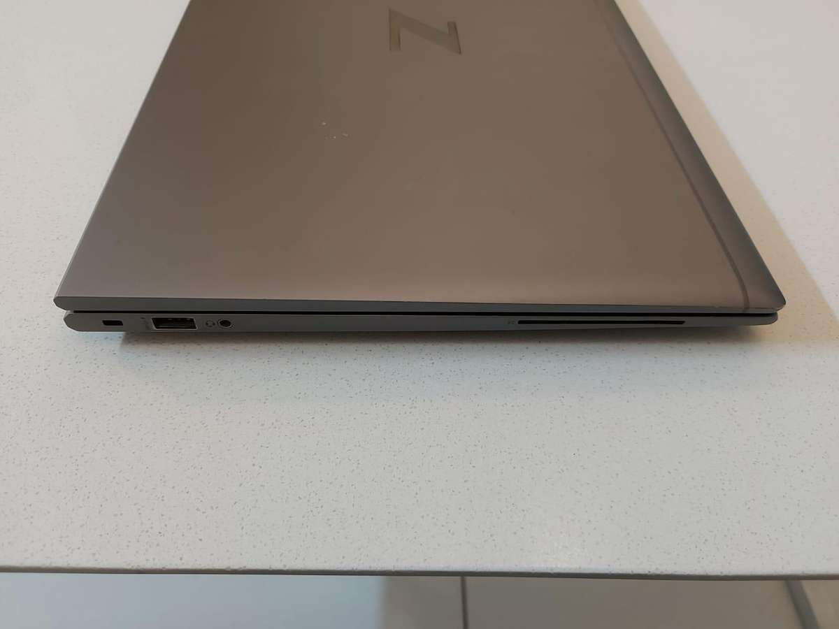 HP Zbook Firefly 15 G7 i5-10310U 1.7GHz 8GB Ram 256GB NVMe SSD