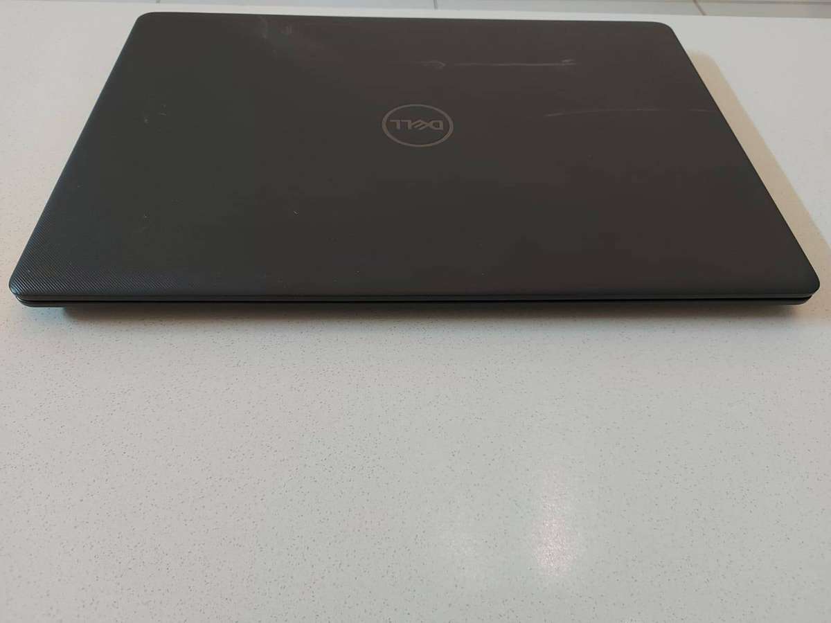 Dell Vostro 3500 Core i5-1135G7 11th Gen 2.40GHz 8GB Ram 256GB NVMe SSD