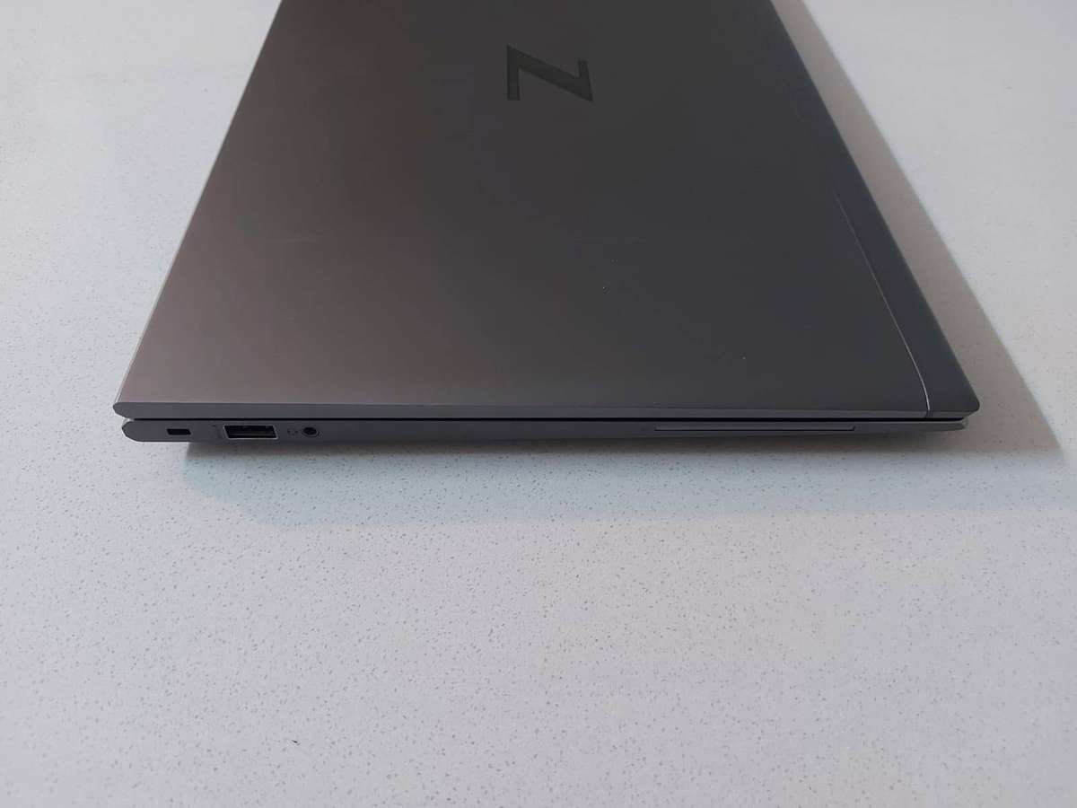 HP Zbook Firefly 15 G7 i5-10310U 1.7GHz 8GB Ram 256GB NVMe SSD