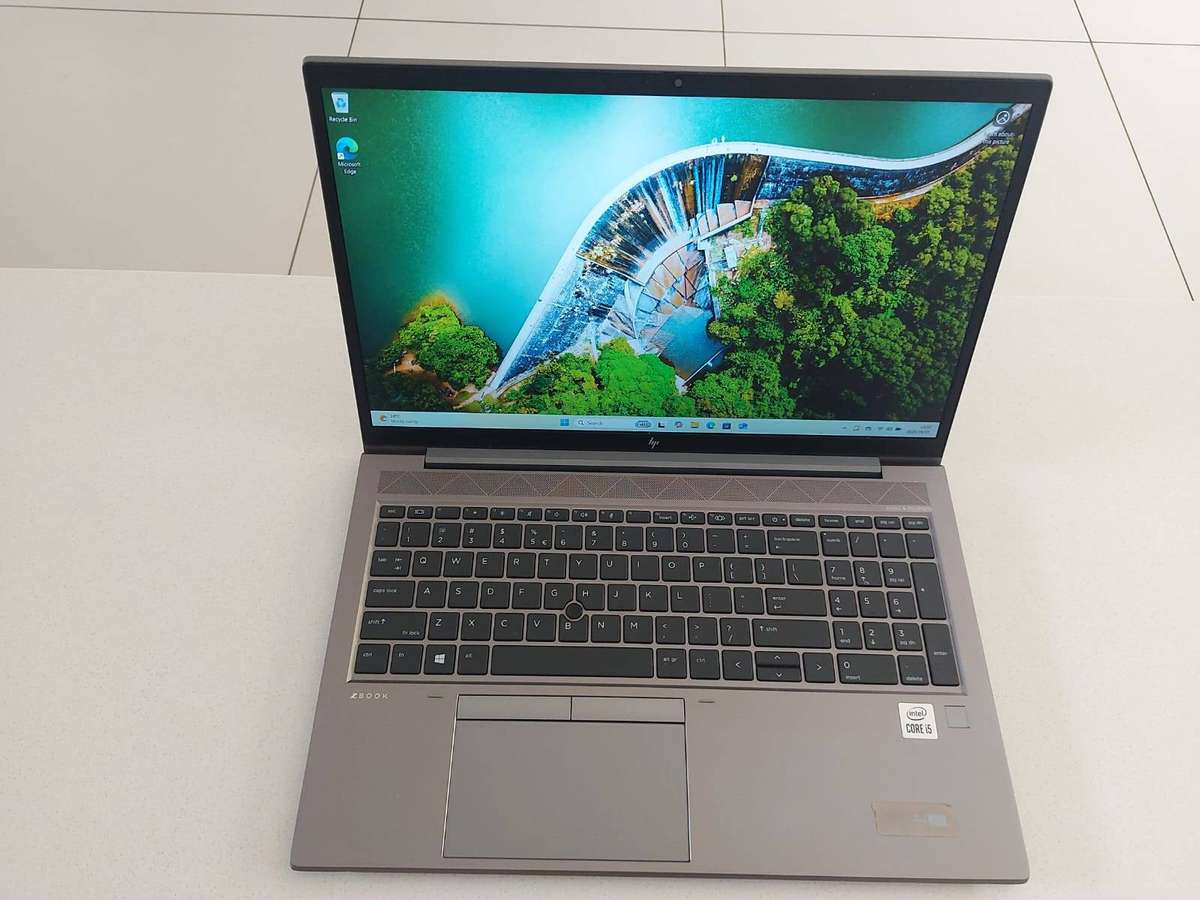 2020 HP Zbook Firefly 15 G7 i5-10310U 1.7GHz 8GB Ram 256GB NVMe SSD