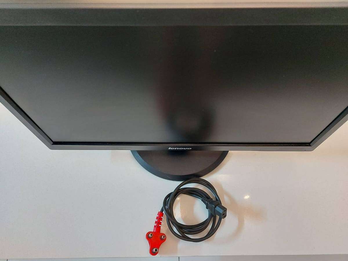 Lenovo ThinkVision E2323 1920x1080 Monitor (1080P)