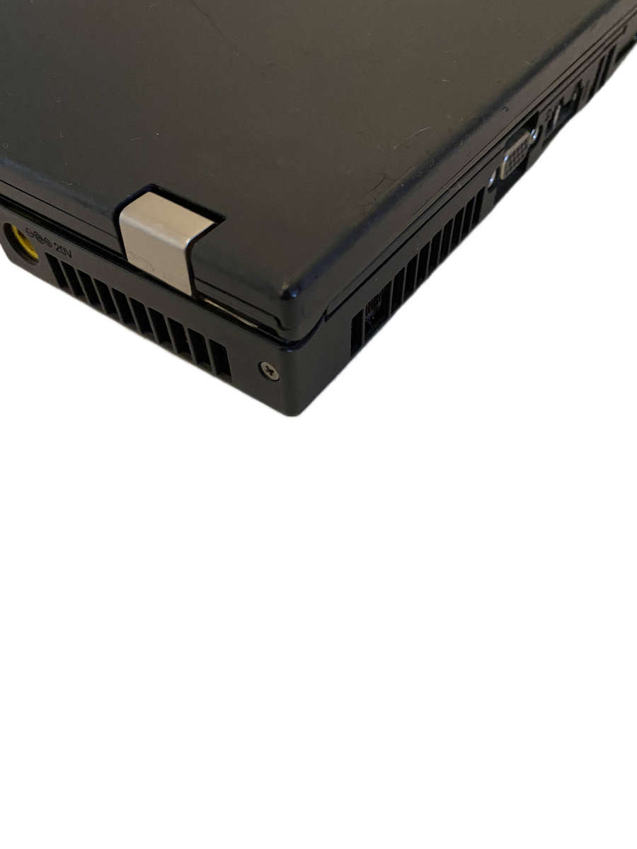 Lenovo ThinkPad T400 Intel 2 Duo @2.26GHz 4GB RAM 320GB HDD