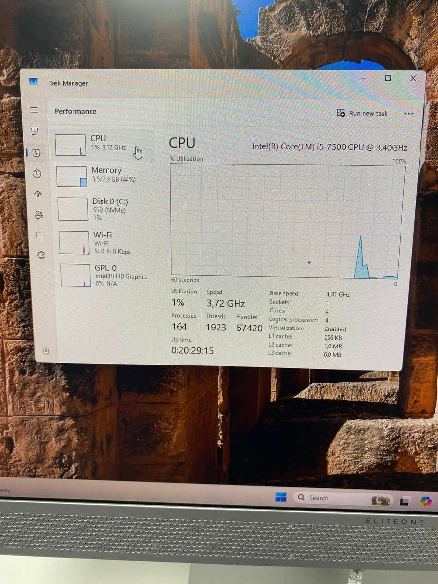 HP EliteOne 800 G3