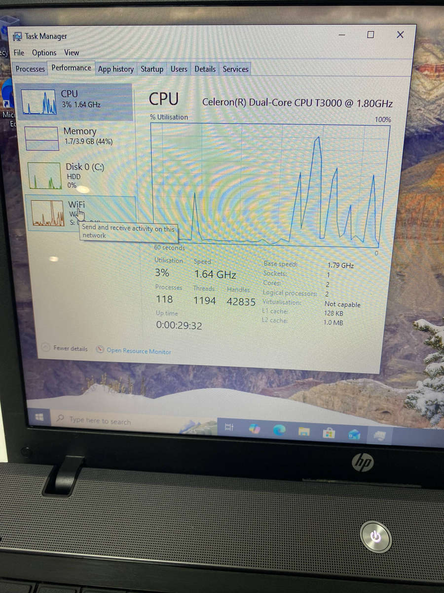 HP 620 Intel Celeron Dual-Core T3000 @ 1.80GHz