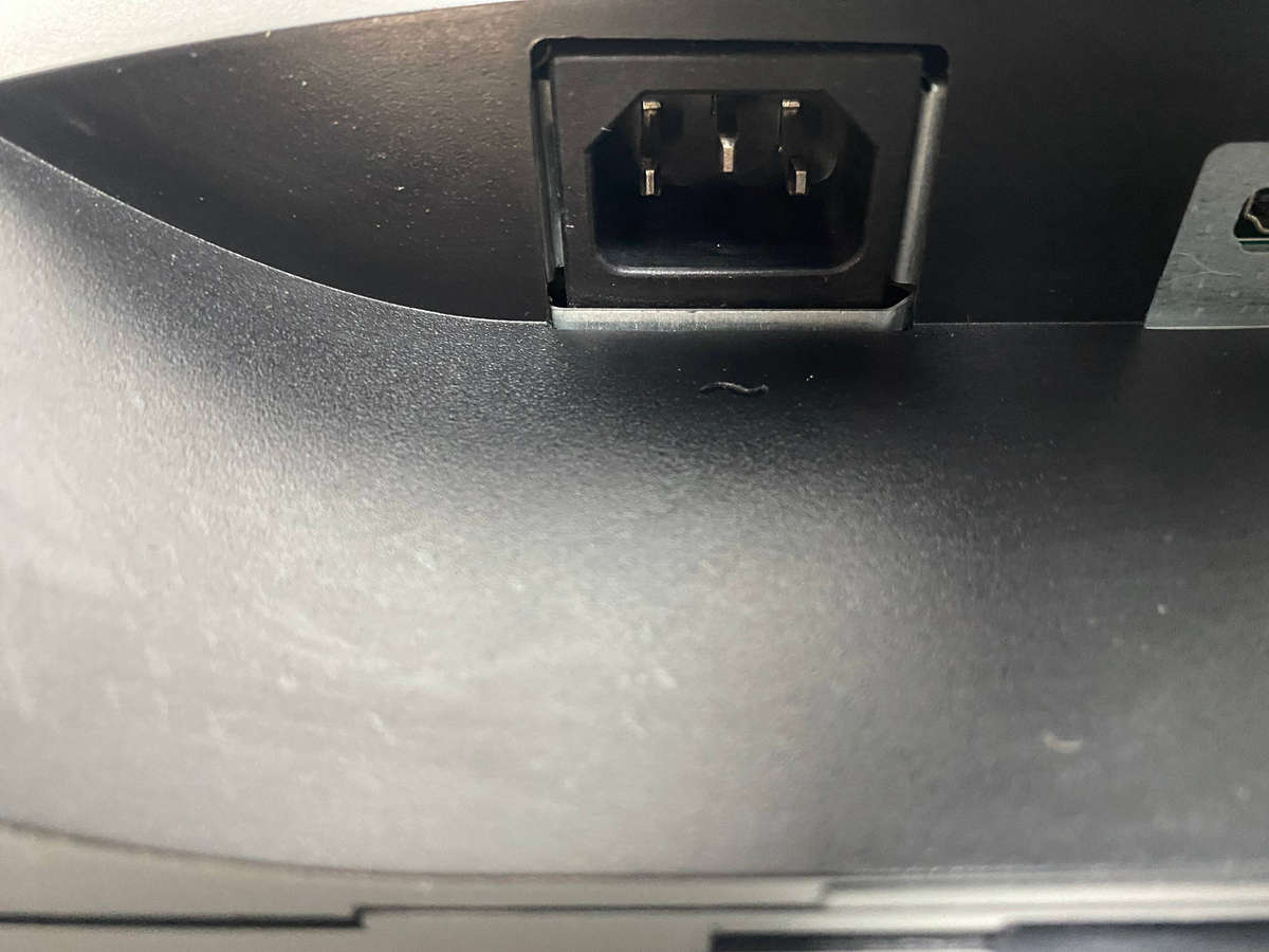 Dell P2018H Monitor Screen
