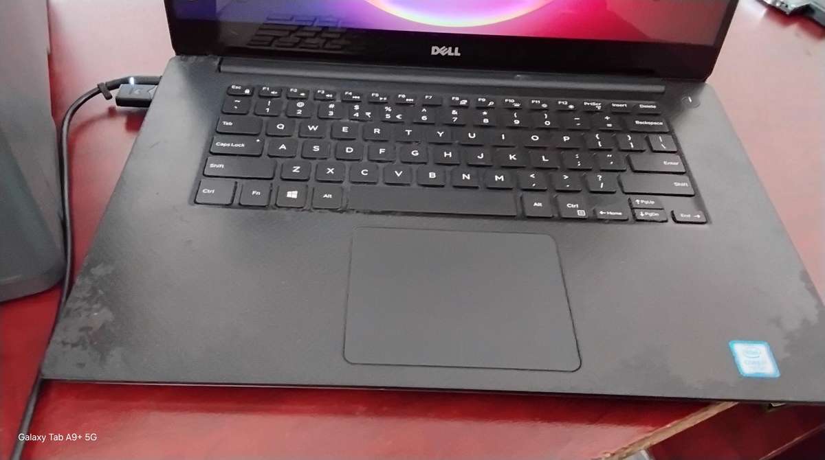 Dell XPS 9560 4K 15.6" Laptop, Nvidea GTX 1050, Intel I7-7700HQ 2.8GHz, 16GB RAM, 256GB SSD