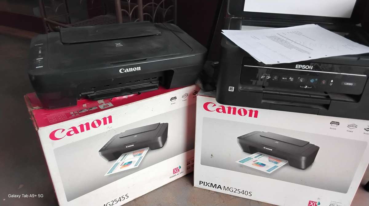 3 printers for spares or fixed it