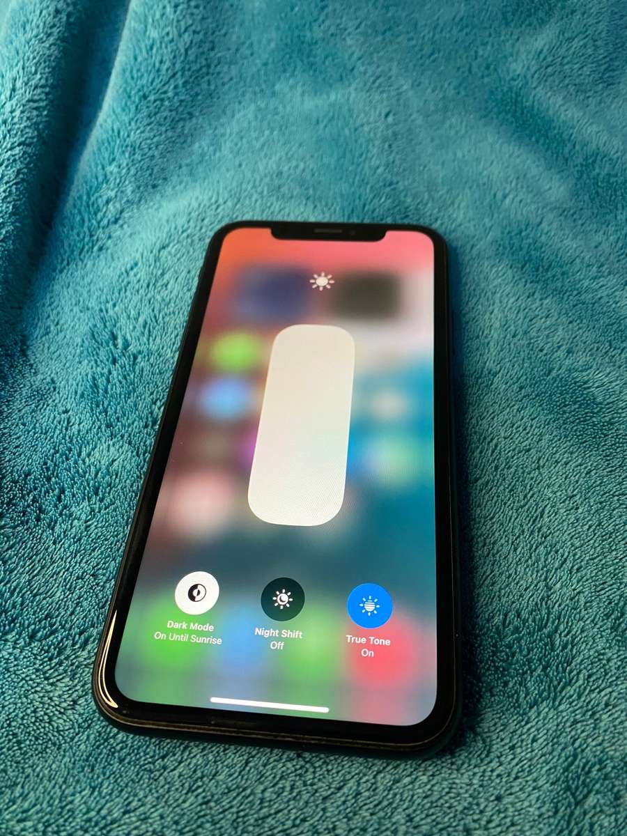 iPhone XR 64GB  Black  Great Deal!