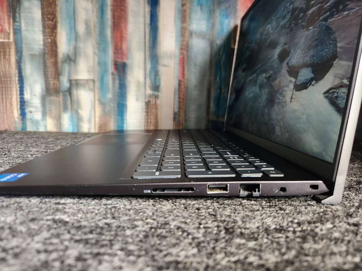 Dell Vostro 15 5510 I5 11th Gen + Free Laptop Bag