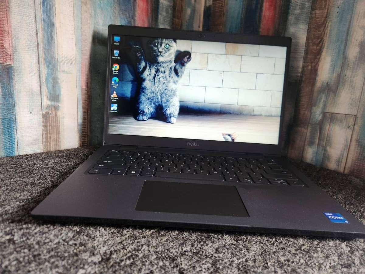 Dell Latitude 3420 Intel Core i7 11th Gen + Free Laptop Bag