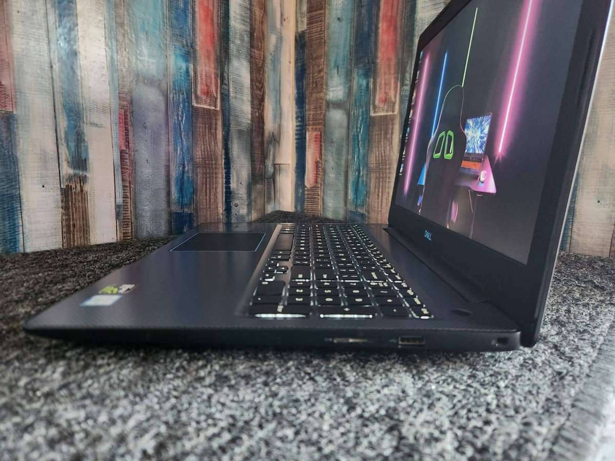 Dell G3 3579 Intel Core I7 + Free Laptop Bag